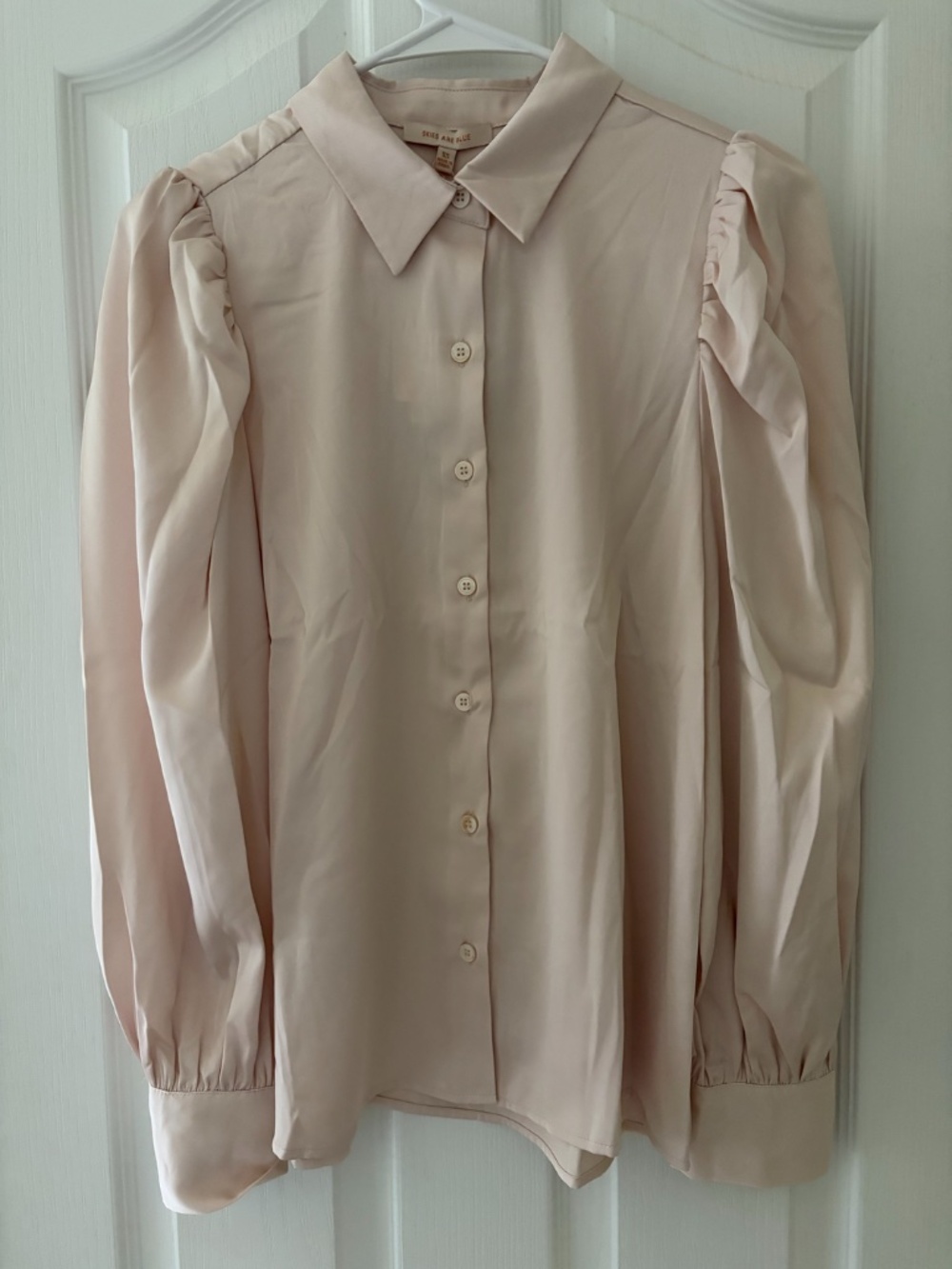 Champagne Skies Are Blue Blouse - Closet Staple! XS NWT